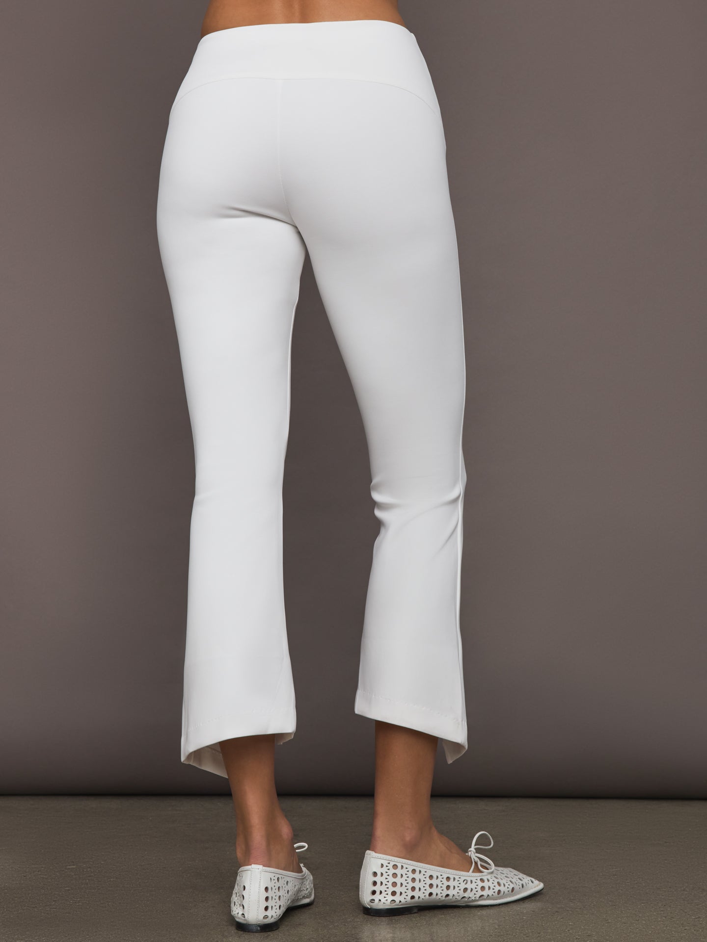 Carbon38 | Upper East Split Flare - White