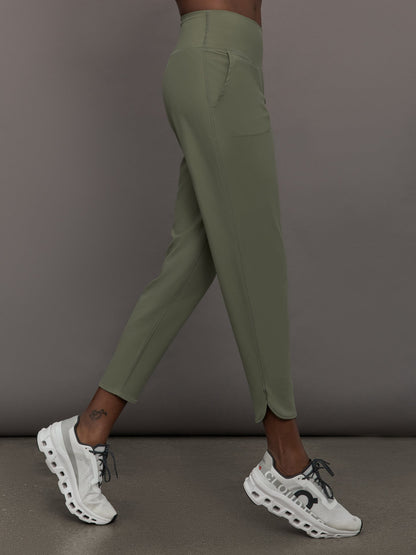 Carbon38 | Jogger in Melt - Moss