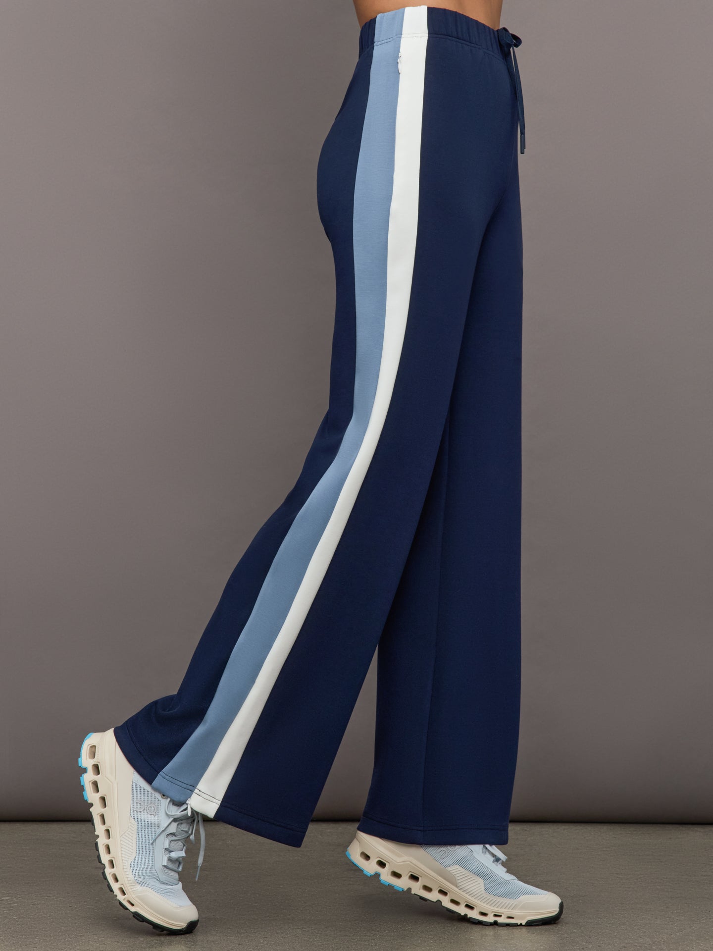 Carbon38 | Wide Leg Track Pant in Scuba - Navy