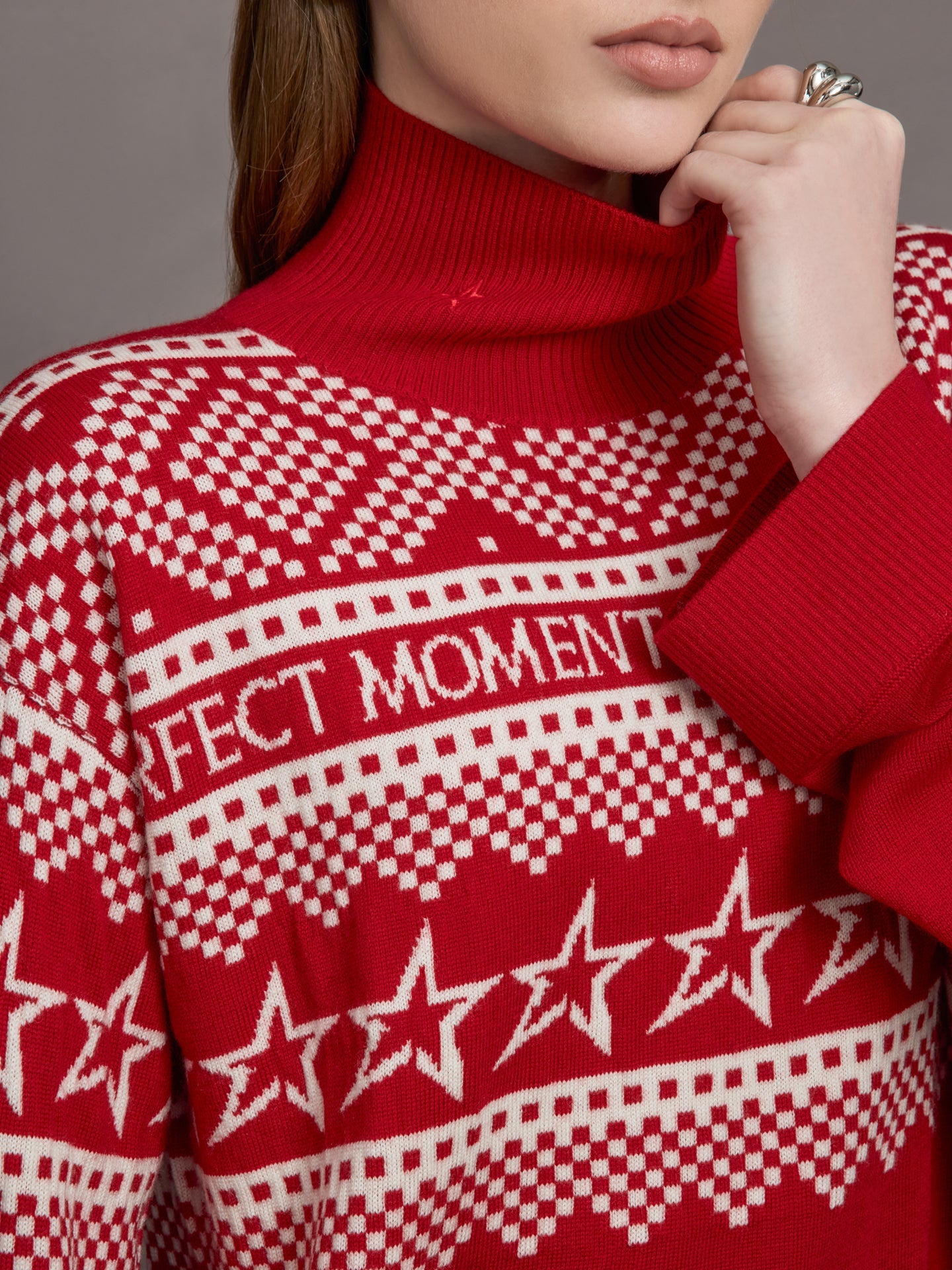 Carbon38 | Holiday Roll Neck - Red/White