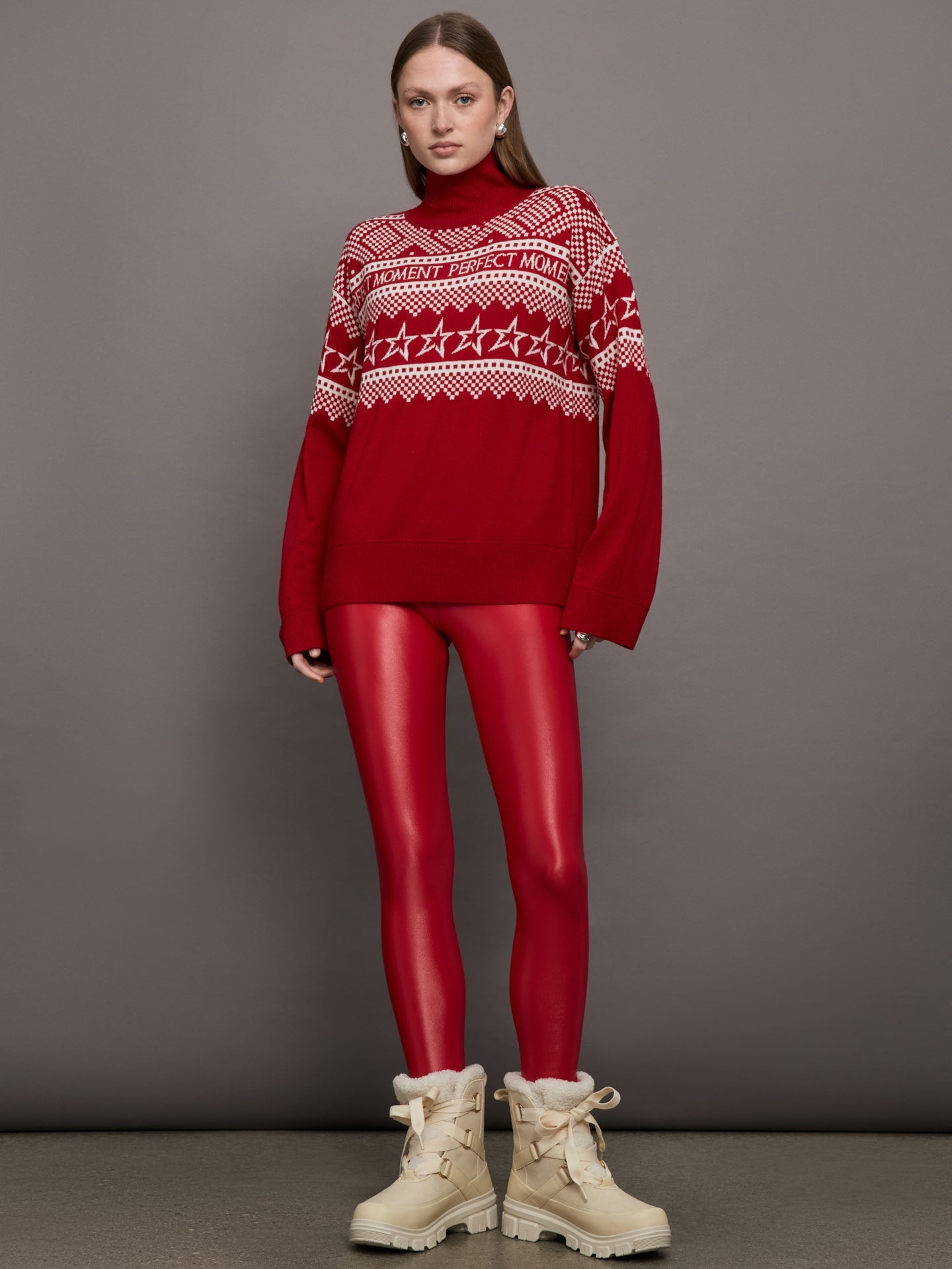 Carbon38 | Holiday Roll Neck - Red/White
