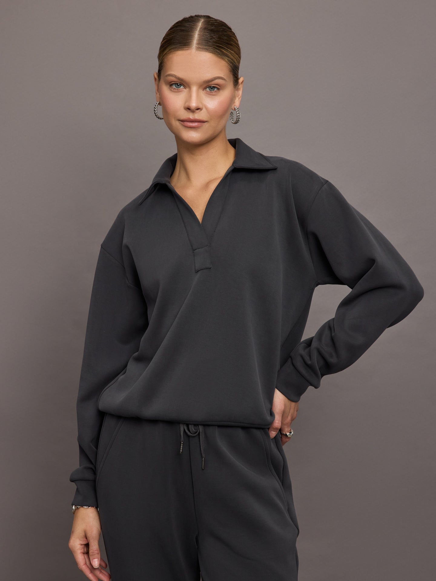 Carbon38 | Logo Sweatshirt in Modal Luxe - Faded Black