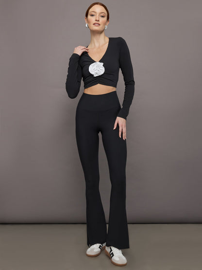 Carbon38 | Rosette Long Sleeve Top in Melt - Black w/ White Rosette