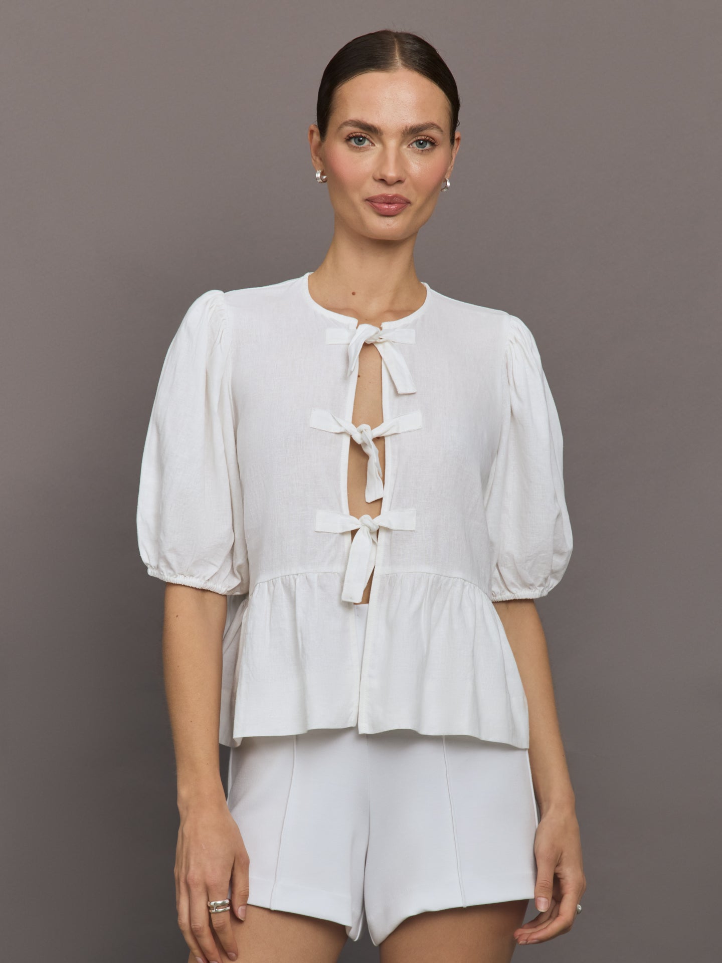 Carbon38 | Linen Tie Puff Sleeve Top - White