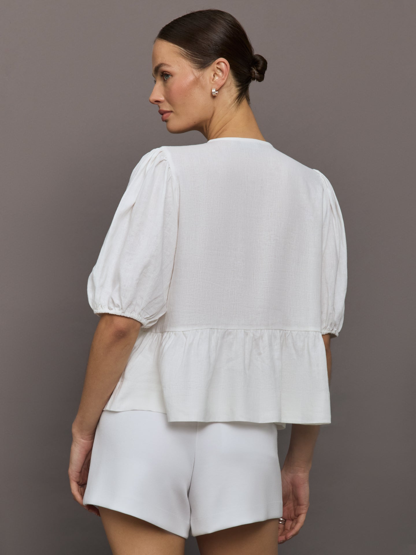Carbon38 | Linen Tie Puff Sleeve Top - White