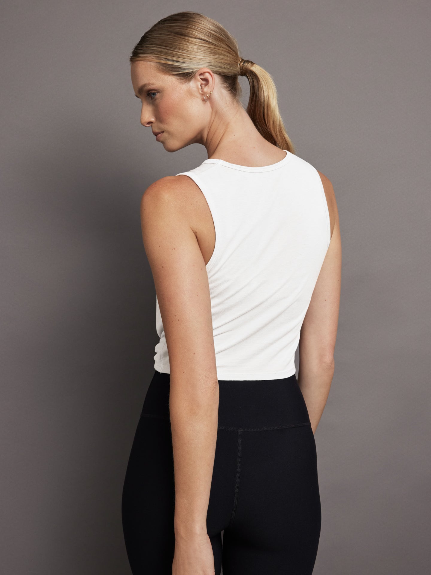 Carbon38 | Front Twist Tank - White