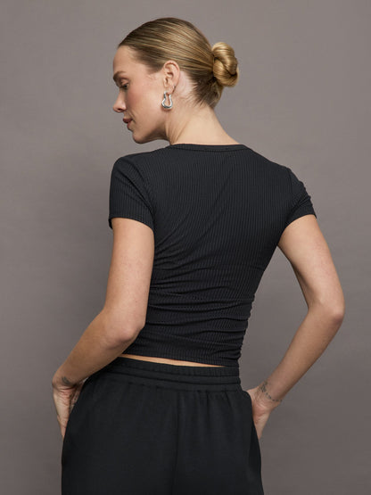 Carbon38 | Cap Sleeve Ruched Top in Ribbed Jersey - Black