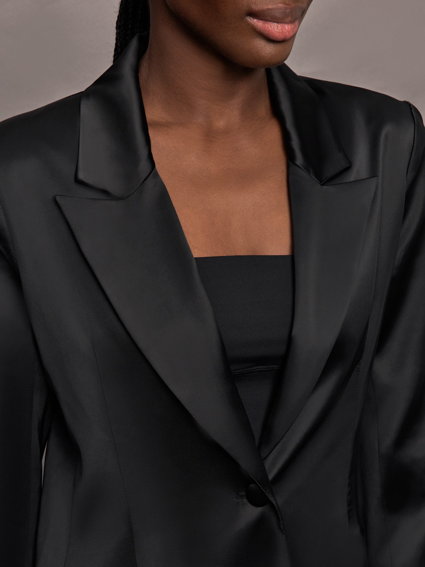Carbon38 | Satin Blazer - Black