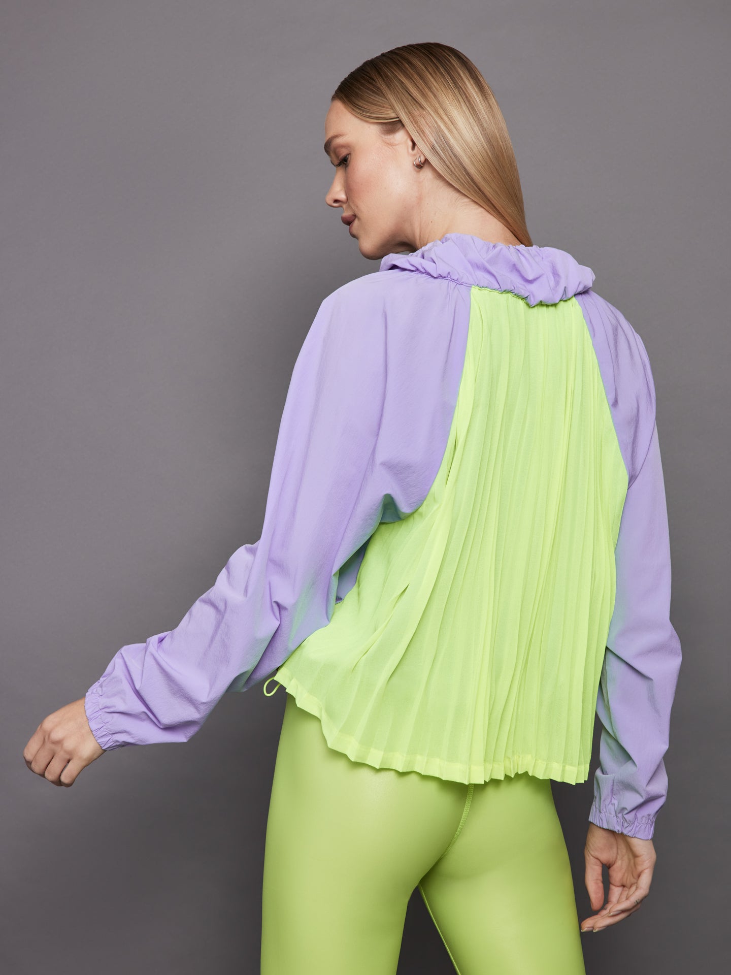Carbon38 | Pleated Back Running Jacket - Sweet Lavender / Acid Lime