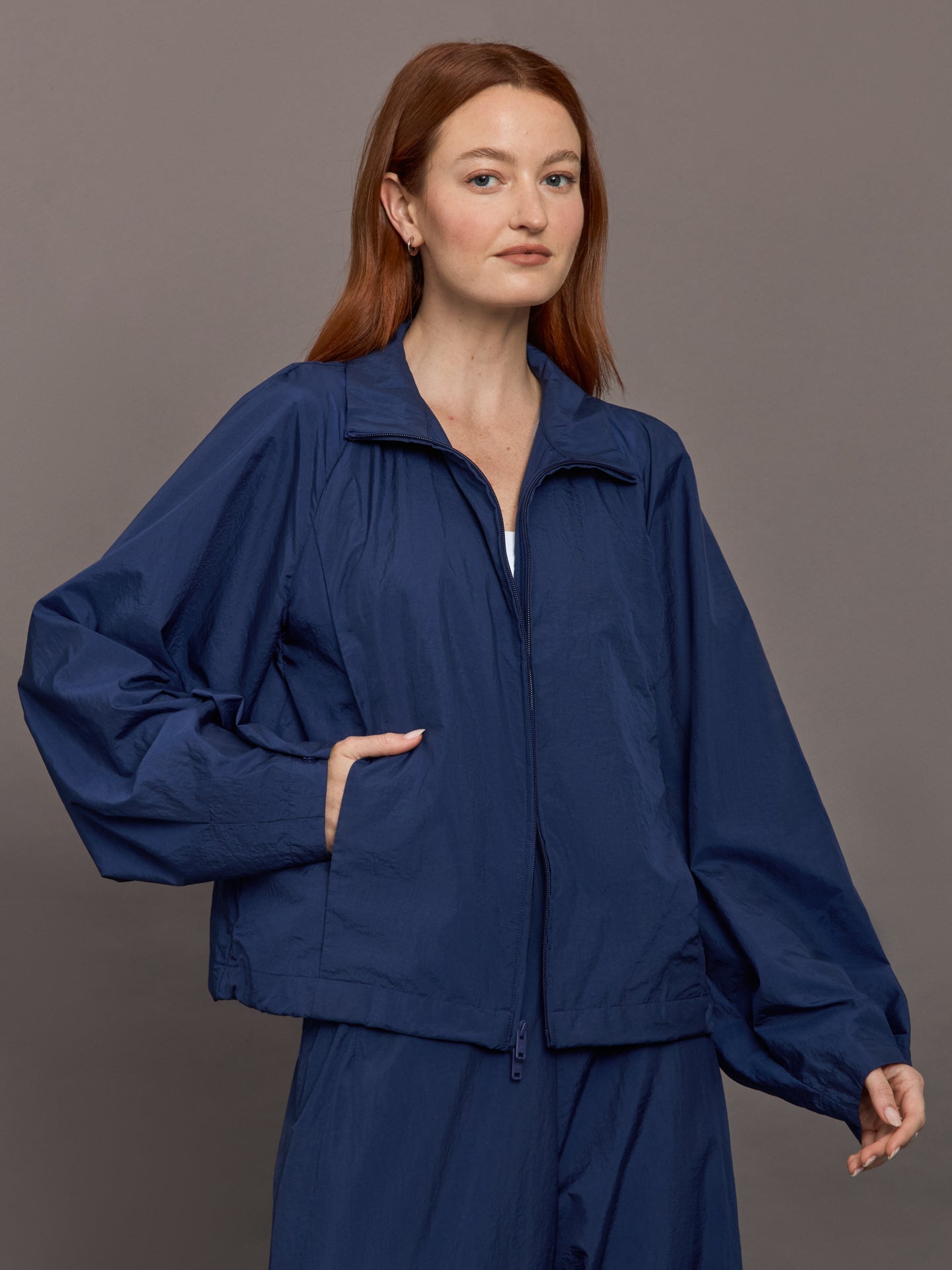 Carbon38 | Ultralight Nylon Jacket - Dark Blue