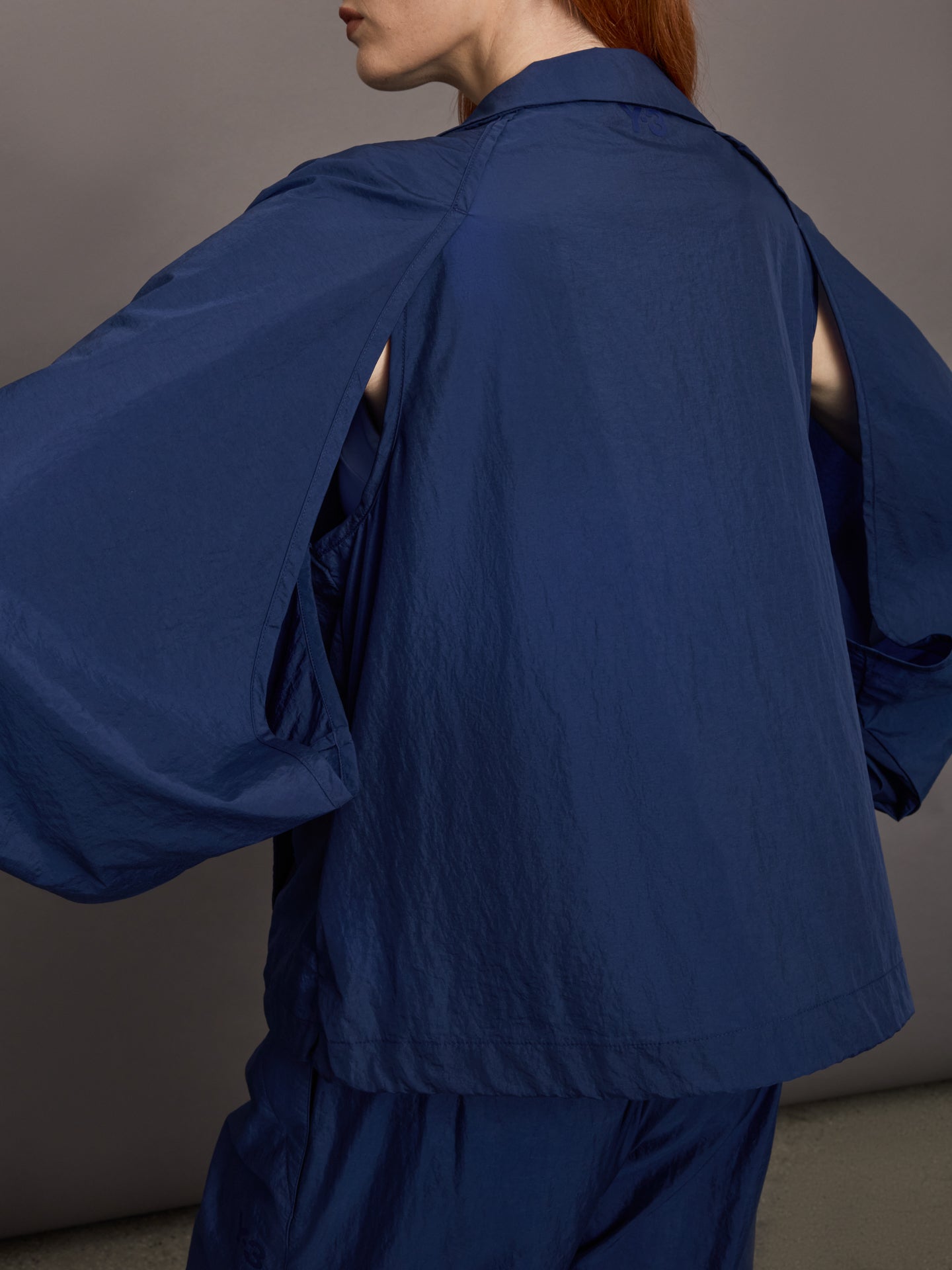 Carbon38 | Ultralight Nylon Jacket - Dark Blue