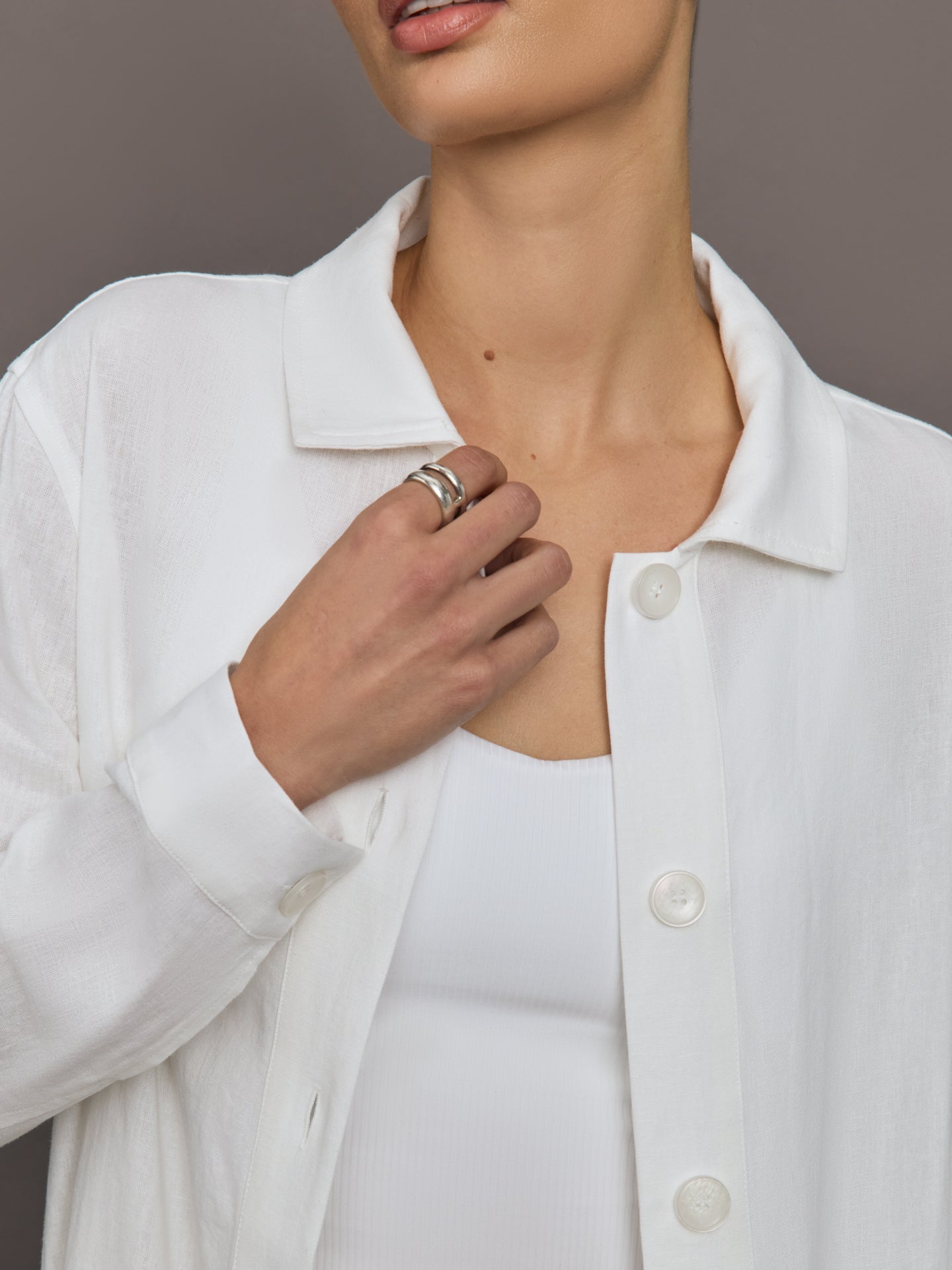 Carbon38 | Linen Shirt Jacket - White
