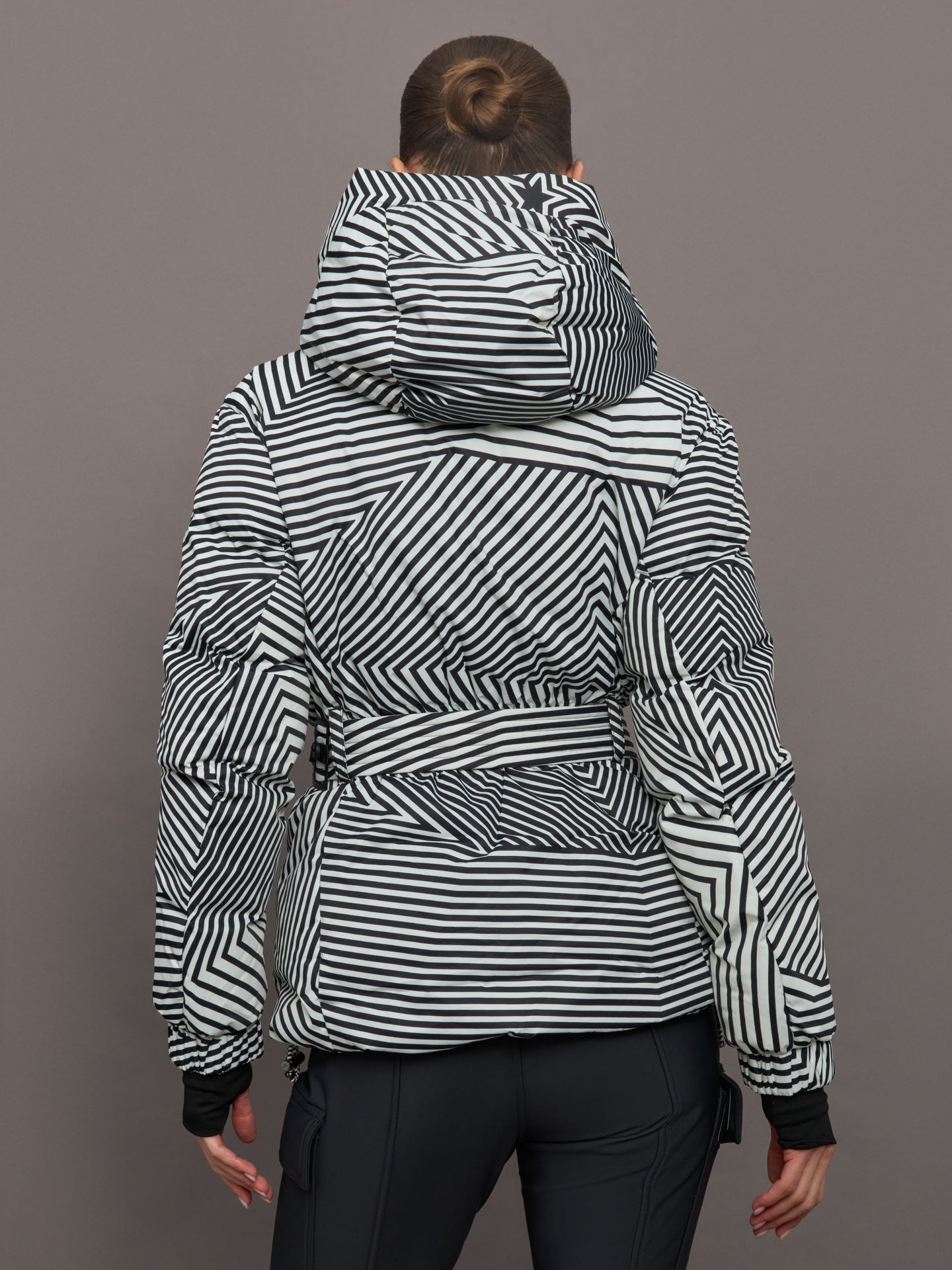 Carbon38 | Candice Ski Parka - Warped Star Print Black/Snow White