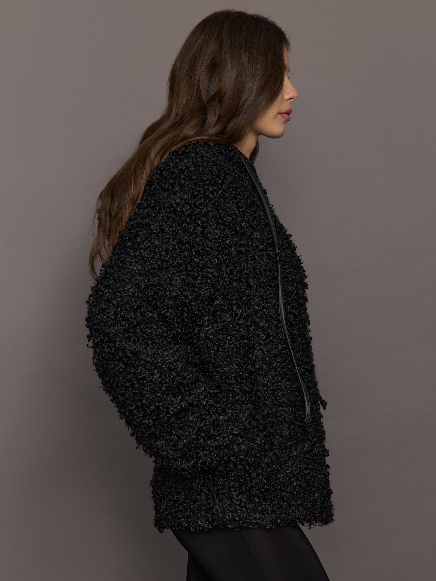 Carbon38 | Oversized Raglan Sleeve Zip Front Hooded Jacket - Black