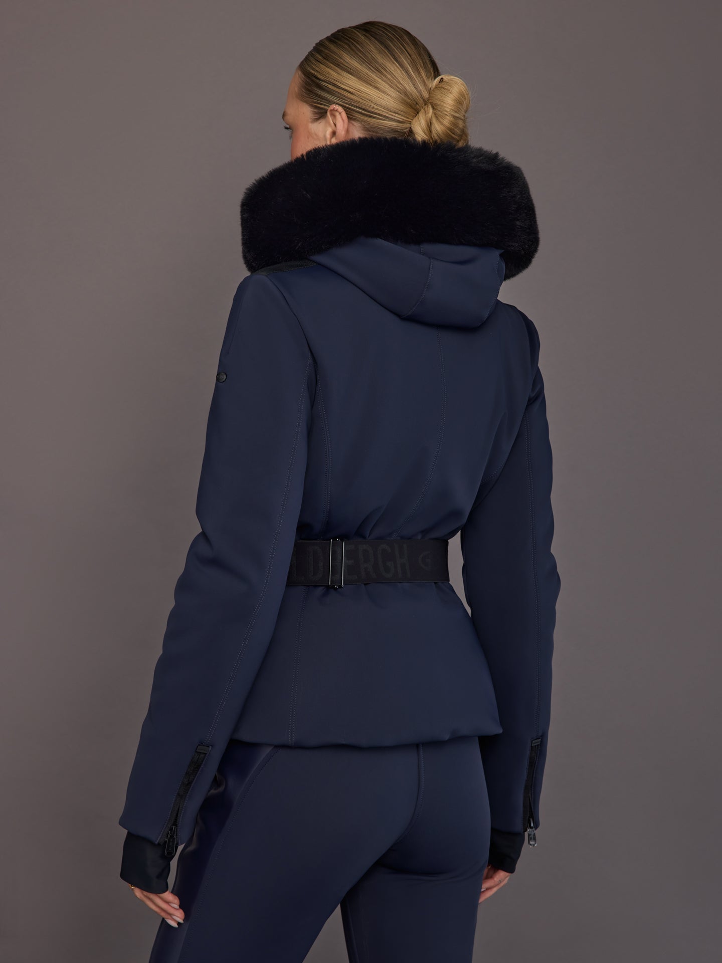 Carbon38 | Hida Ski Jacket Faux Border - Navy